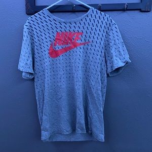 Nike Graphic Tee